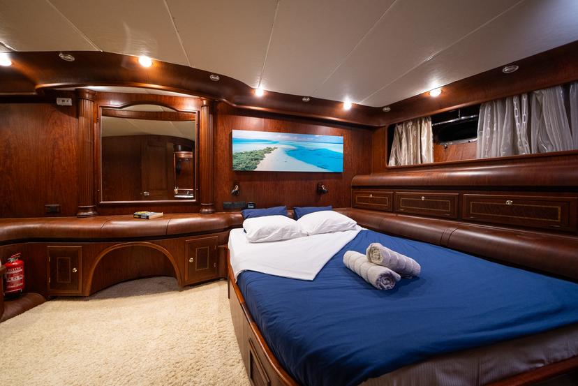 VIP Cabin (x1) image 1