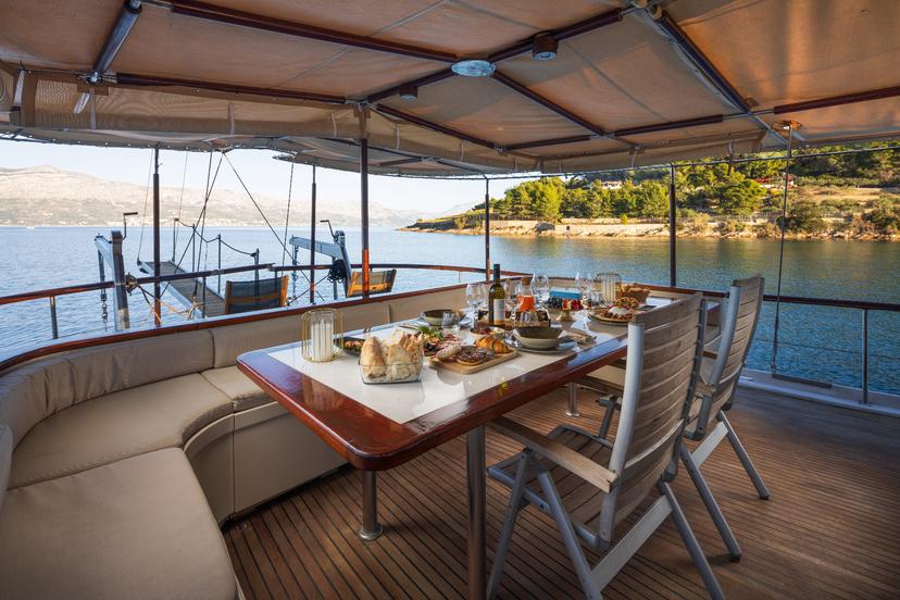 Cuisine Onboard image 2