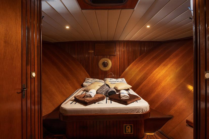 Double Cabin (x5) image 1