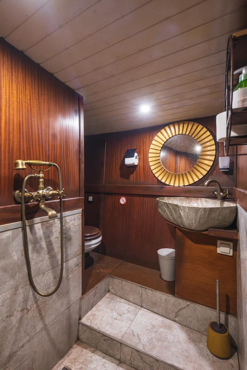 Double Cabin (x5) image 9