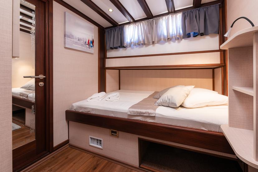 Double Cabin (x8) image 5