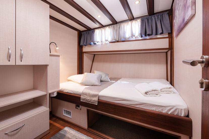 Double Cabin (x8) image 6