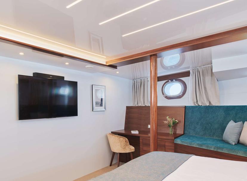 VIP Cabin (x1) image 3