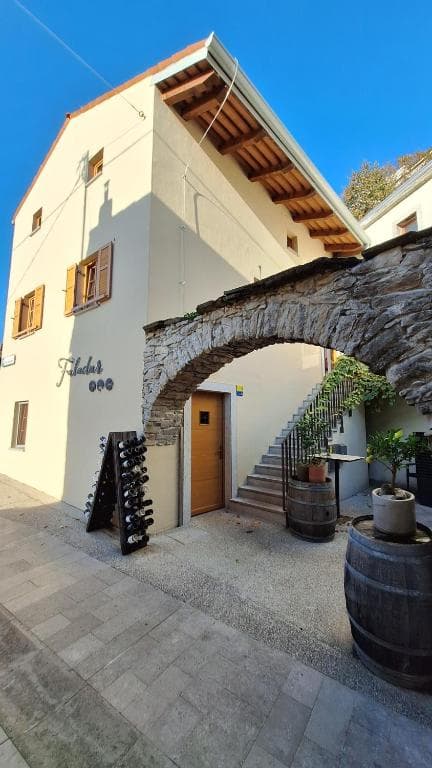 Feine Zimmer Vipava image 1