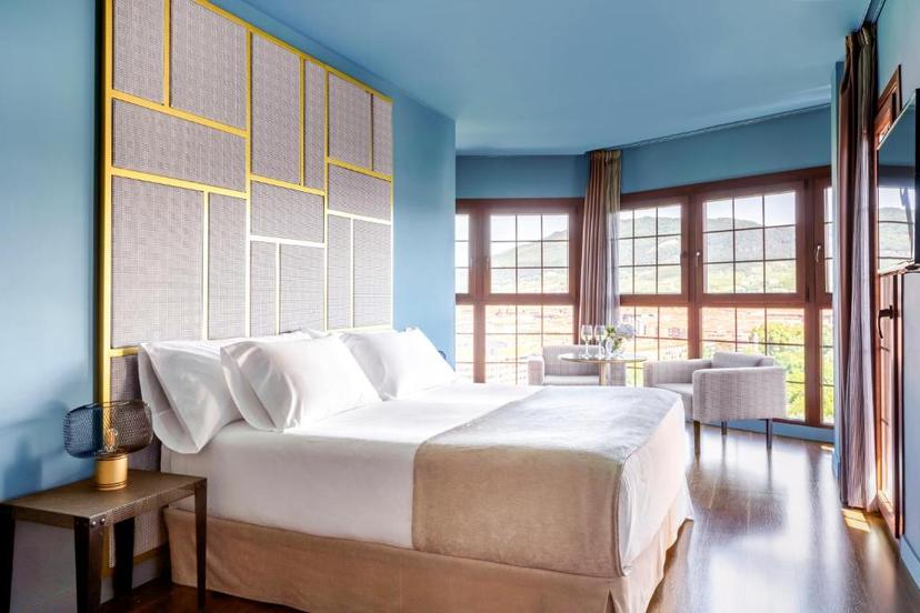 Pamplona Katedral Hotell image 2