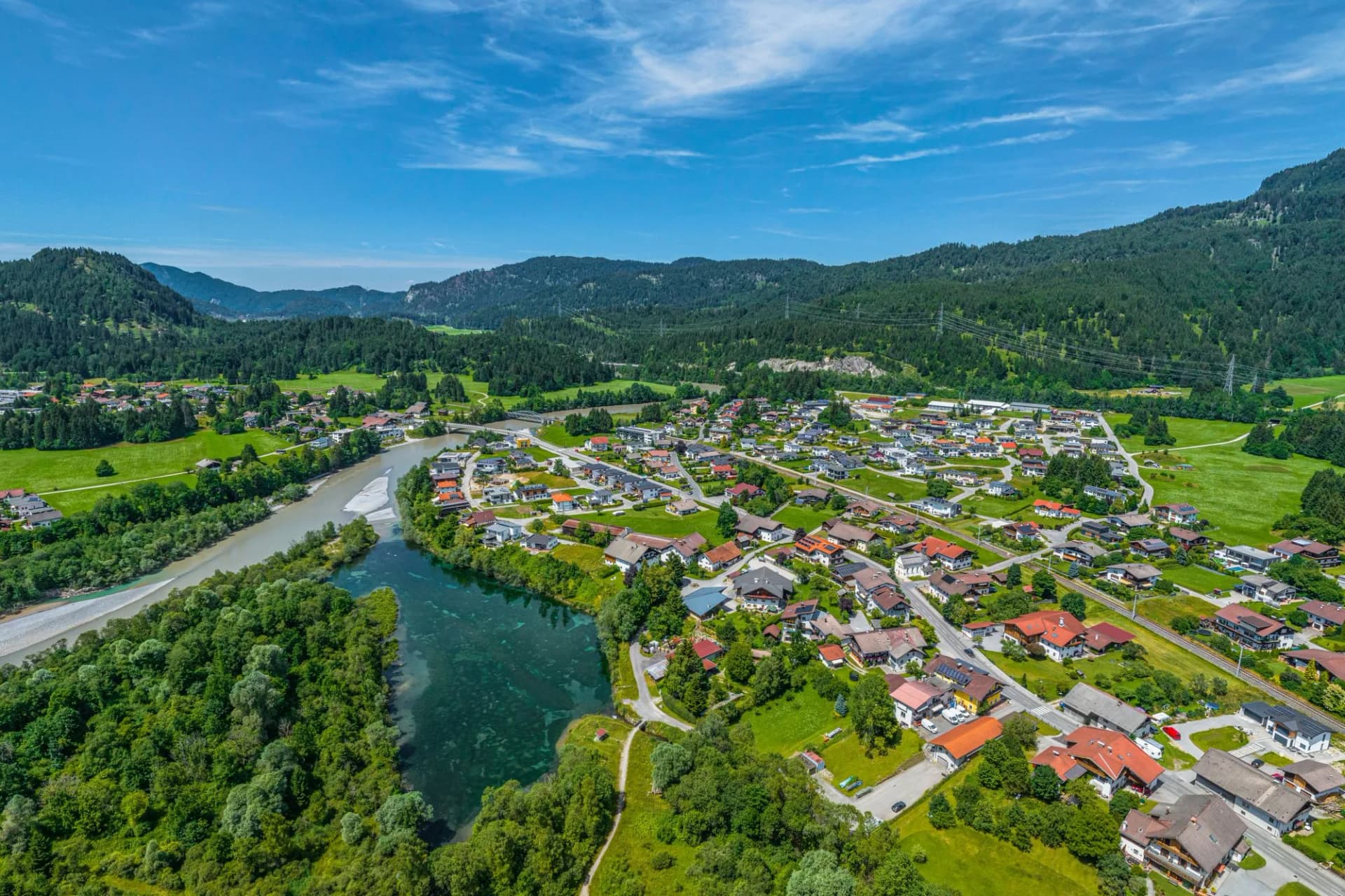 Pflach im Tiroler Lechtal von oben