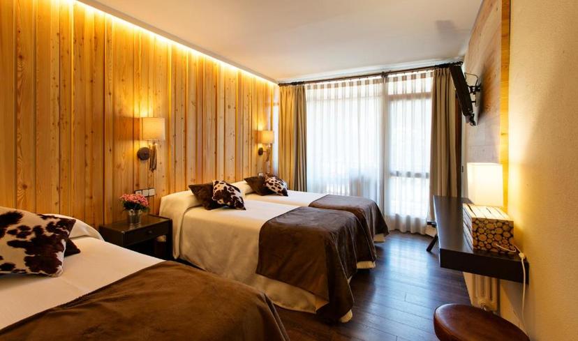 Hotel La Coma image 2