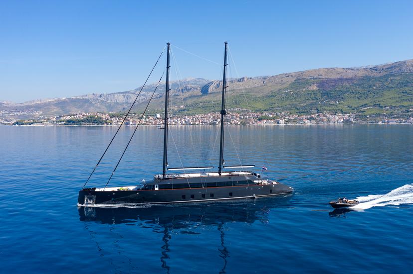 Water Toys & Tenders image 1