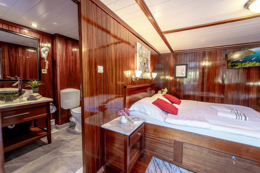 VIP Cabin (x3) image 3