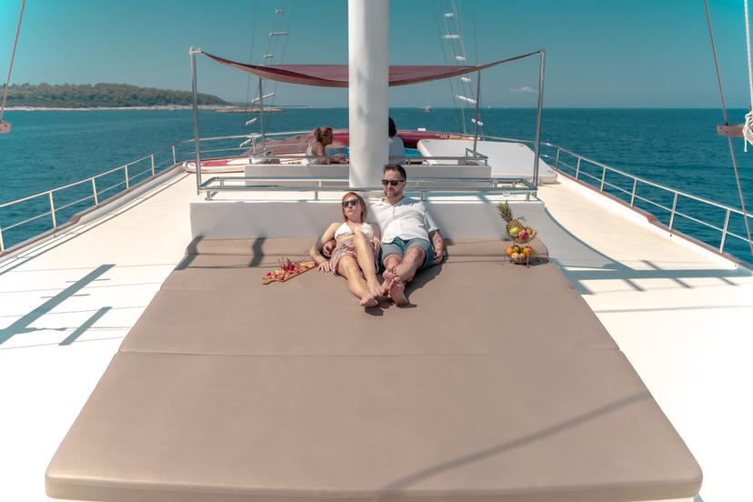 Amenities & Features image 1