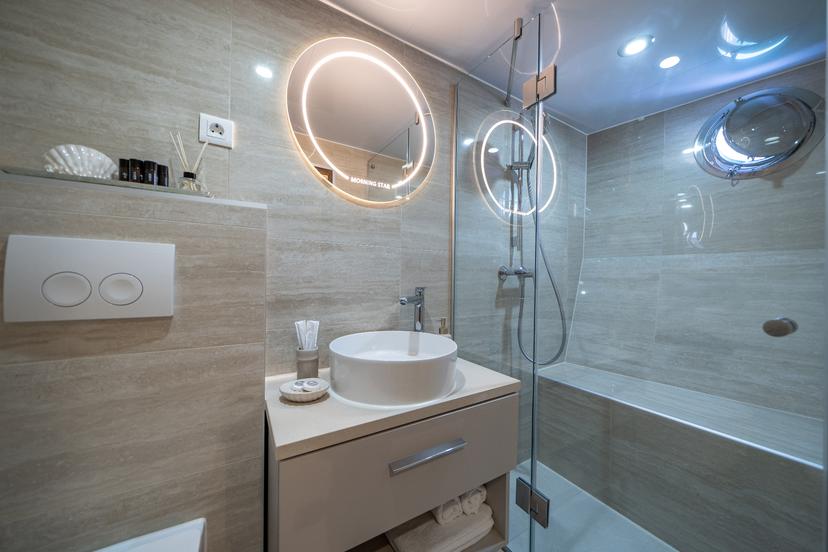 Double Cabin (x2) image 3