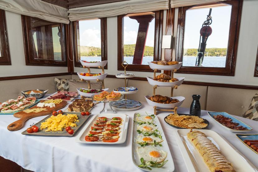 Cuisine Onboard image 2