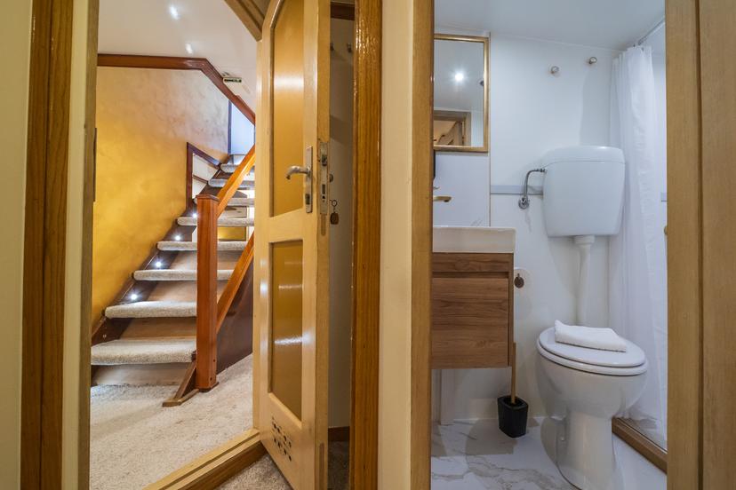 Double Cabin (x8) image 5