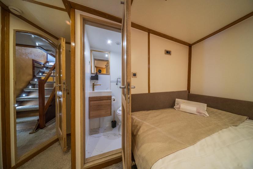 Double Cabin (x8) image 4