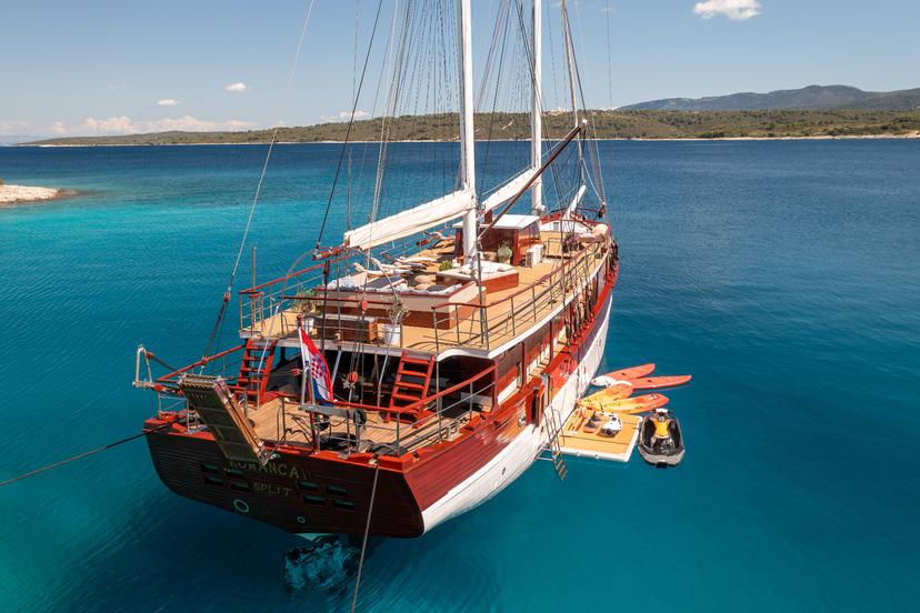 Water Toys & Tenders image 3