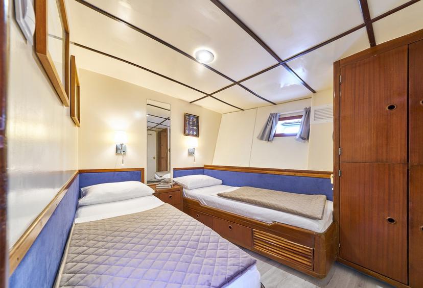 Twin Cabin (x2) image 2