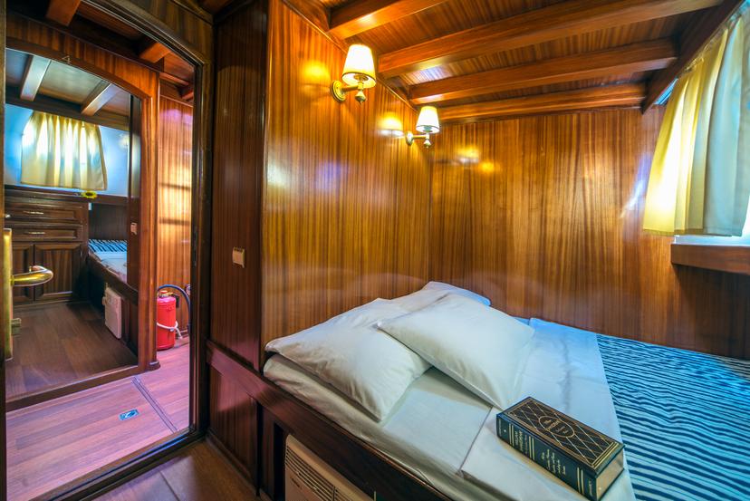 Double Cabin (x4) image 3