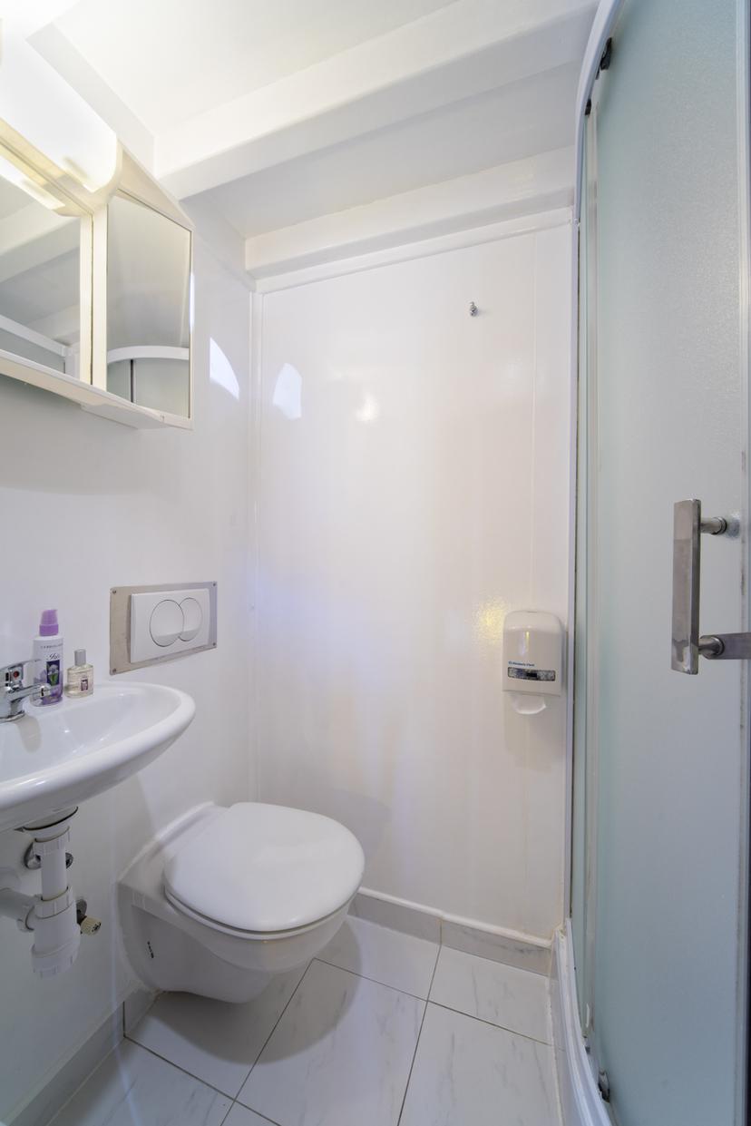 Double Cabin (x4) image 4