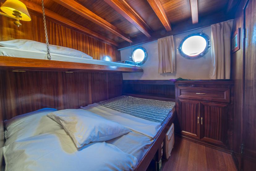 Triple Cabin (x2) image 2
