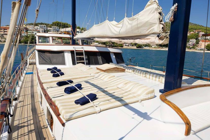 Amenities & Features image 1