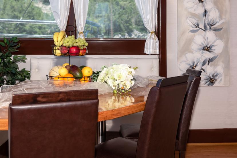 Amenities & Features image 6