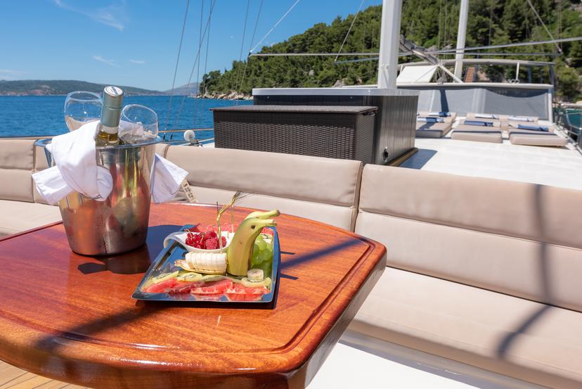 Amenities & Features image 5