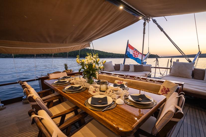 Cuisine Onboard image 1