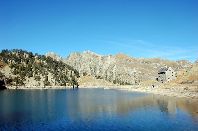 Refugi Colomers image 2