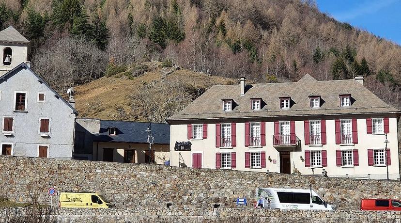 Hotel Compostelle image 1