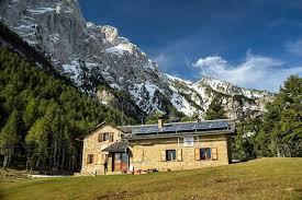 Refugi Lluís Estasen image 2