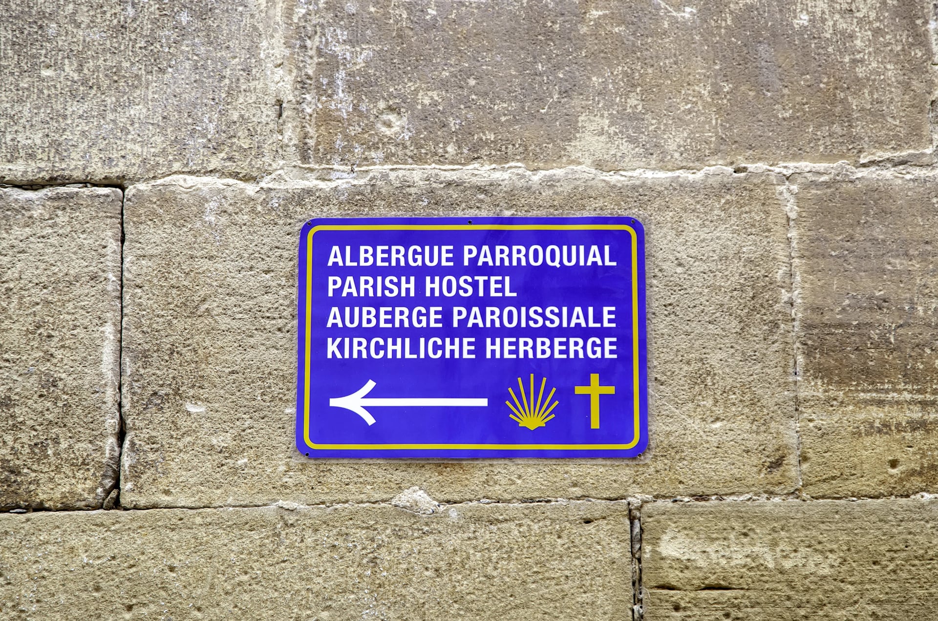 Pilgrim hostel sign