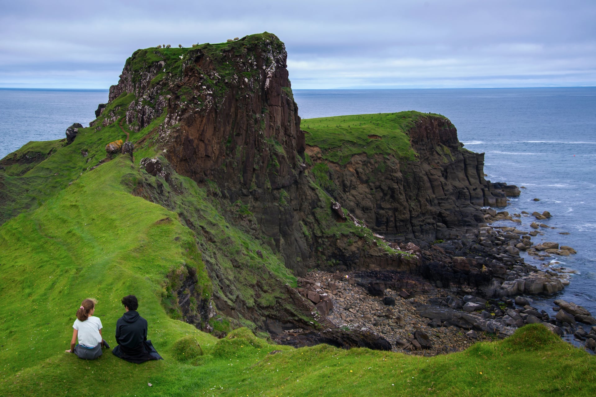 A brother & sister at Brother's Point (Rubha nam Brathairean), Isle of Skye