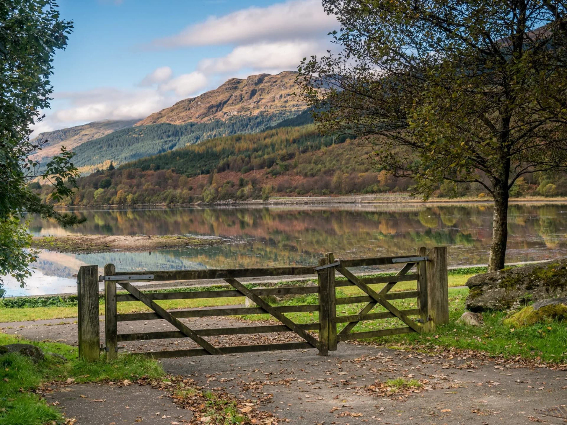 Loch Lomond hikers gates
