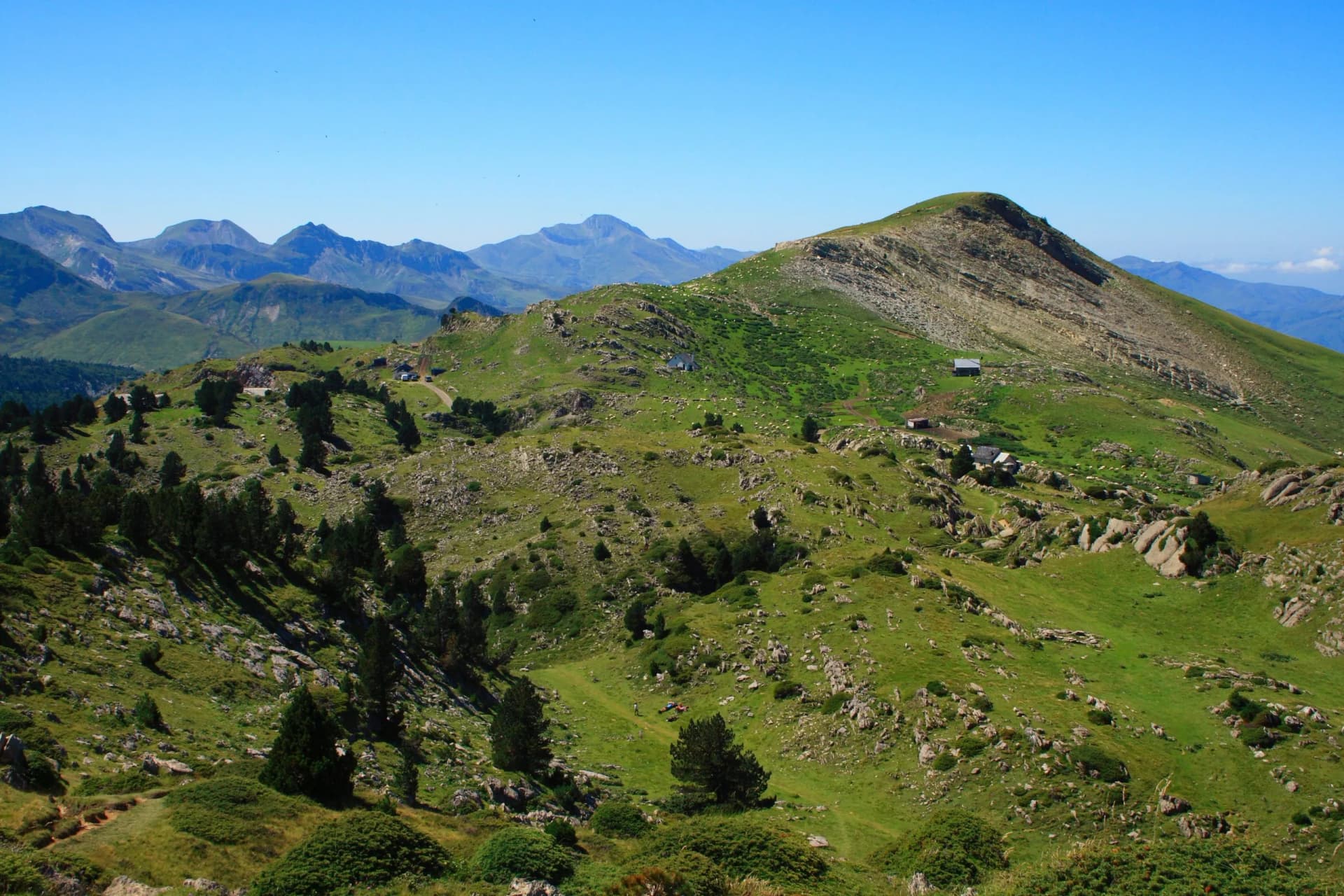 Larra belagua karst area and meadows
